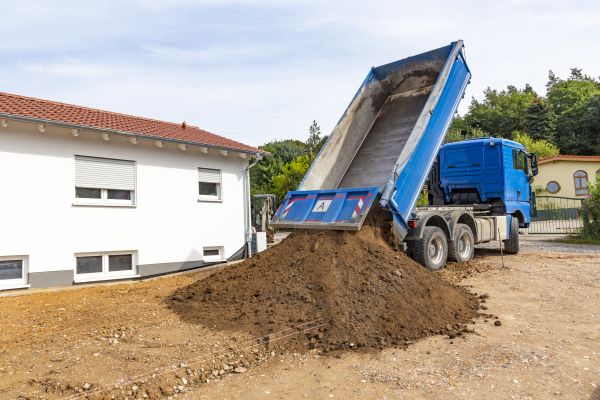 Garden Dirt Delivery in Longmont